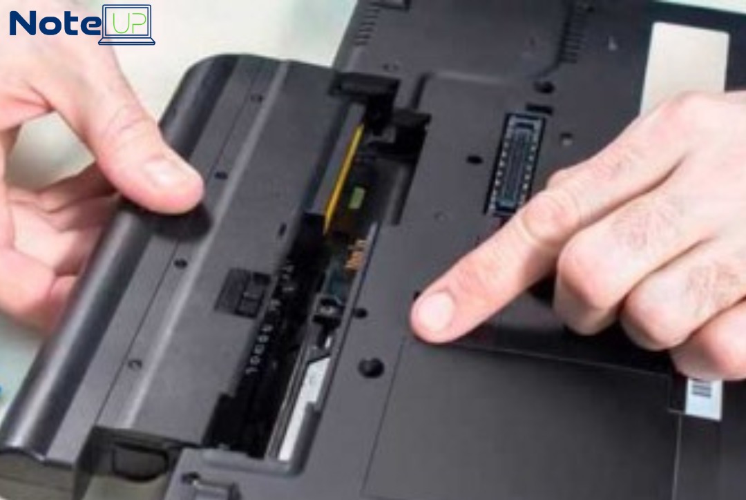 Carcaça de notebook danificada