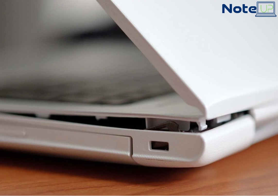 Recuperação de placa mãe de notebook na bancada